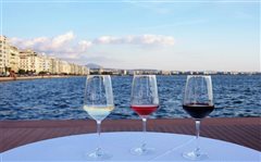 Θεσσαλονίκη: Θα «πλημμυρίσει» κρασί το Λιμάνι σήμερα