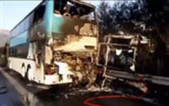 Διώροφο σχολικό λεωφορείο πήρε φωτιά στην ανατολική Θεσσαλονίκη