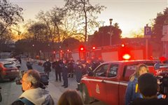 Συγκίνηση στο ΑΧΕΠΑ: Πυροσβέστες χειροκρότησαν γιατρούς και νοσηλευτές (βιντεο)