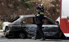 Τροχαίο στη Χαλκιδική - Στις φλόγες τυλίχθηκε αυτοκίνητο
