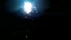 Ξαφνικά πυροτεχνήματα στην Καλαμαριά! (βιντεο)