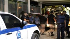 Θεσσαλονίκη: ΙΧ συγκρούστηκε με όχημα που μετέφερε παράνομα μετανάστες