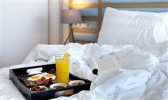 Κορονοϊός: Πρωινό στο δωμάτιο και οι άλλες αλλαγές που έρχονται στα ξενοδοχεία
