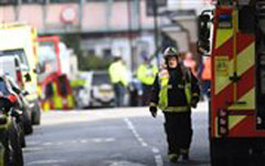 Λονδίνο: Ανθρωποκυνηγητό για την τρομοκρατική επίθεση στο μετρό