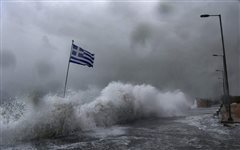 Ποια δρομολόγια δεν εκτελούνται λόγω των ισχυρών ανέμων