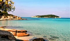 Covid free παράδεισος: Το άγνωστο ελληνικό νησί που έχει όλο το χρόνο ζεστά νερά και καθόλου κύμα (Pics)