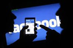 Ειδικοί προειδοποιούν: Το Facebook μπορεί και να βλάπτει την υγεία