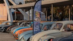 Η Πλατεία Αριστοτέλους Γεμίζει Σκαραβαίους